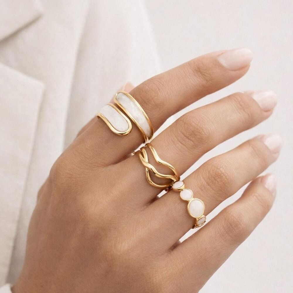 White enamel ring set D1